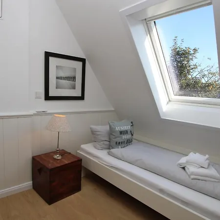 Luettmarsch 13_ Whg_ 10 *