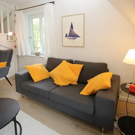 Luettmarsch 13_ Whg_ 10 *