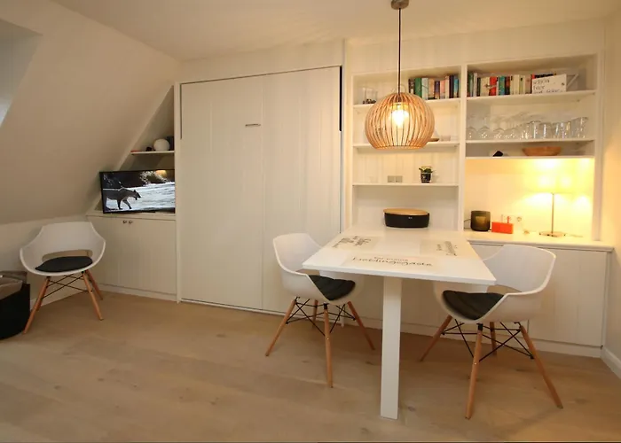 Luettmarsch 13_ Whg_ 10 *